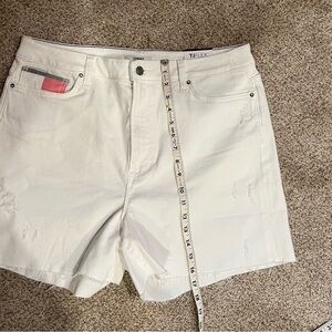 Tommy Hilfiger White Jean Shorts Casual Chic